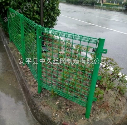 上海隔离防护网围栏栅栏网隔离网铁路护栏网