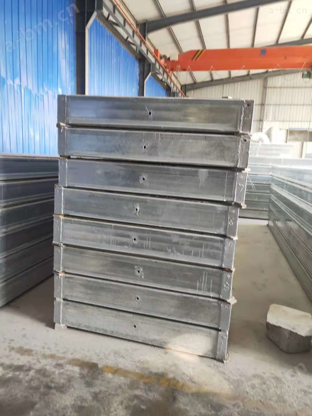钢桁架轻型复合屋面板重量 山东网架板厂家